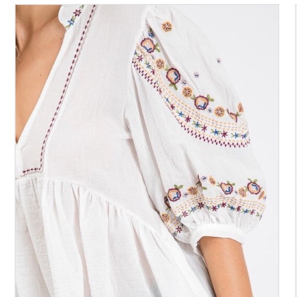 SOLD OUT Boho Vintage Embroidered Ivory Peasant Blouse - Picture 3 of 3